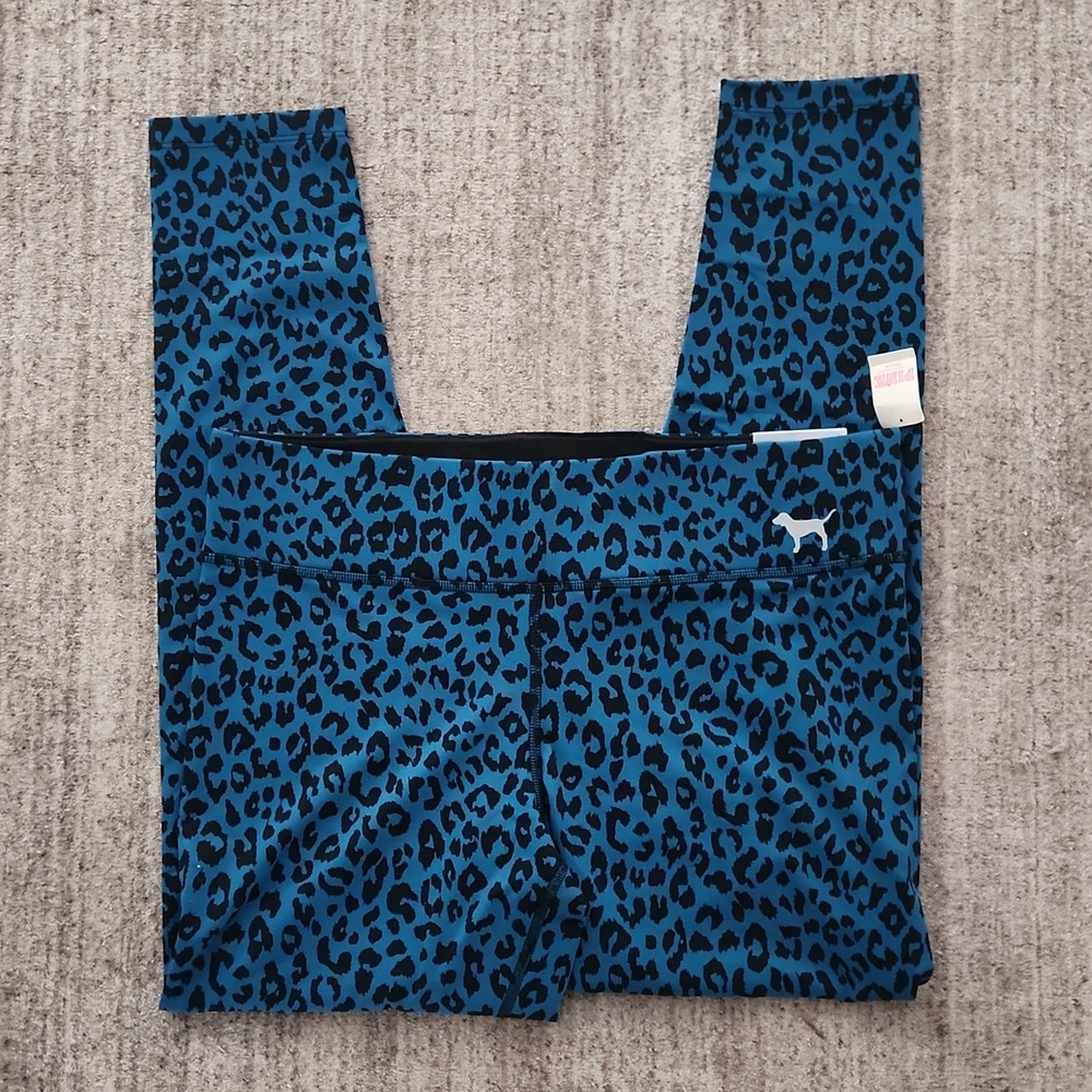 NWT PINK "Ultimate Yoga" Leggings
